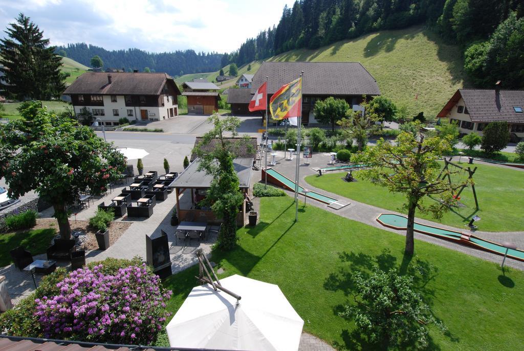 Hotel Hirschen Eggiwil Esterno foto